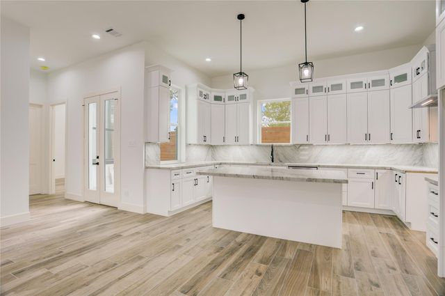 6814 Hartland Avenue, Houston, TX 77055