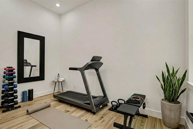 6814 Hartland Avenue, Houston, TX 77055