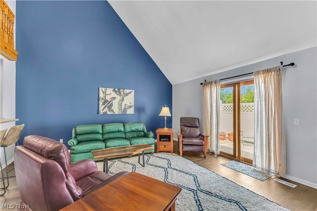 363 Northcoast Point Drive, Eastlake, OH 44095