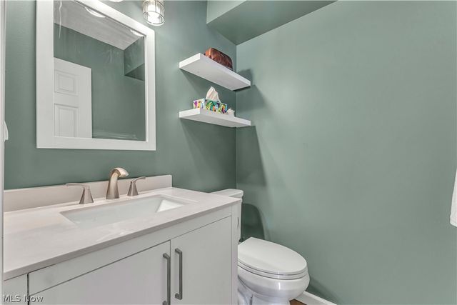 363 Northcoast Point Drive, Eastlake, OH 44095
