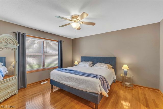 363 Northcoast Point Drive, Eastlake, OH 44095