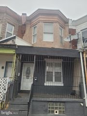 251 E INDIANA AVENUE, Philadelphia, PA 19134
