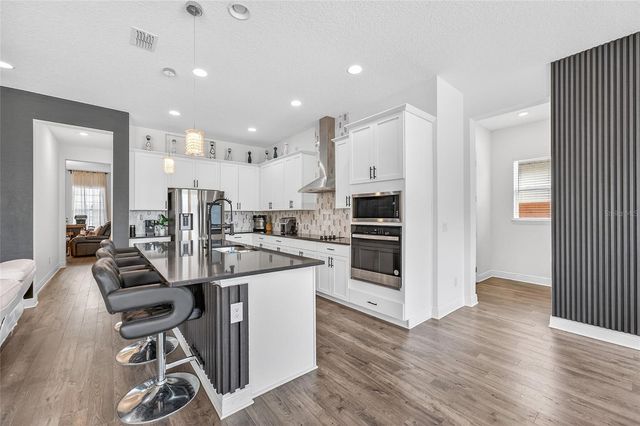 19076 PLANETREE STREET, Orlando, FL 32827