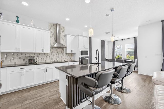 19076 PLANETREE STREET, Orlando, FL 32827