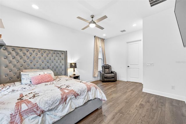 19076 PLANETREE STREET, Orlando, FL 32827