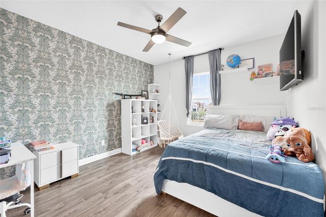 19076 PLANETREE STREET, Orlando, FL 32827