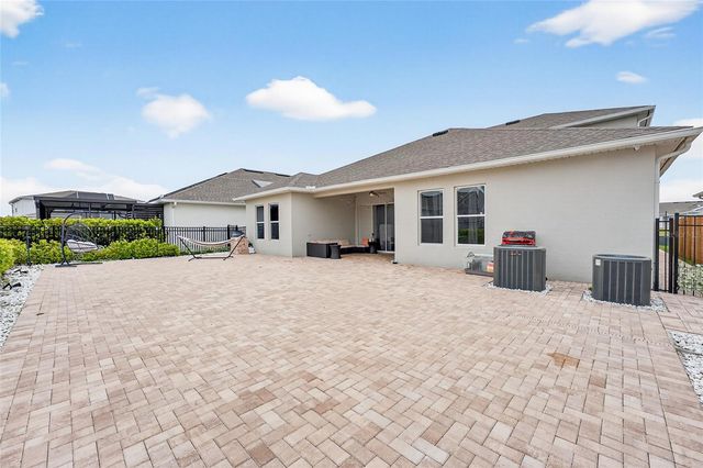 19076 PLANETREE STREET, Orlando, FL 32827