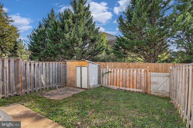 402 RENEAU WAY, Herndon, VA 20170