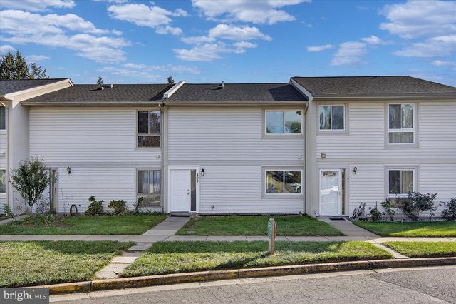 402 RENEAU WAY, Herndon, VA 20170