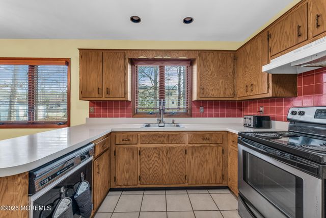 347 Western Boulevard, Berkeley, NJ 08721