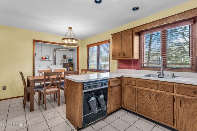 347 Western Boulevard, Berkeley, NJ 08721