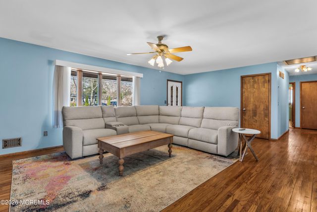 347 Western Boulevard, Berkeley, NJ 08721