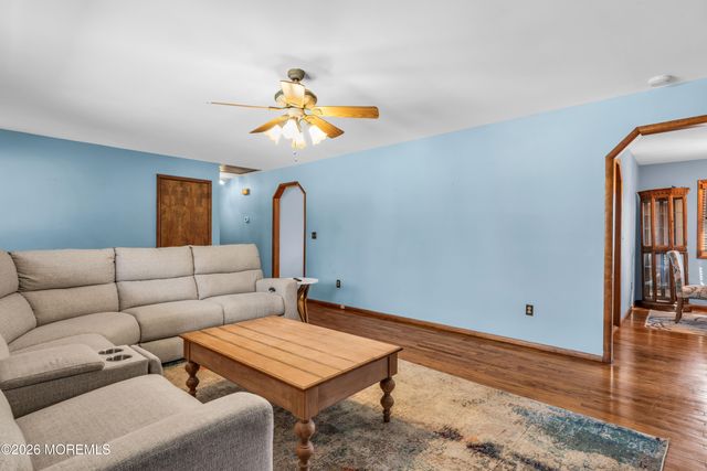 347 Western Boulevard, Berkeley, NJ 08721