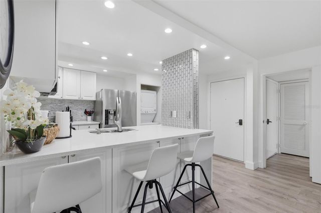 29300 BAY HOLLOW DRIVE 3257, Wesley Chapel, FL 33543