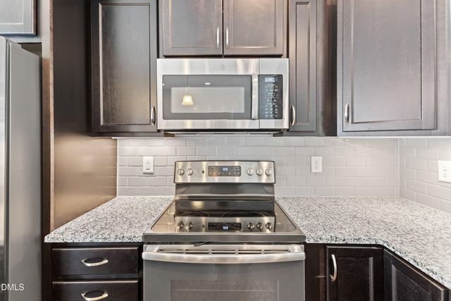 102 Harvest Oaks Lane 59, Durham, NC 27703