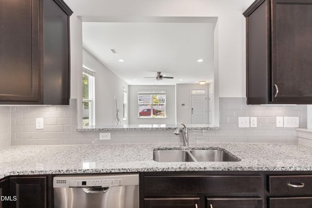 102 Harvest Oaks Lane 59, Durham, NC 27703