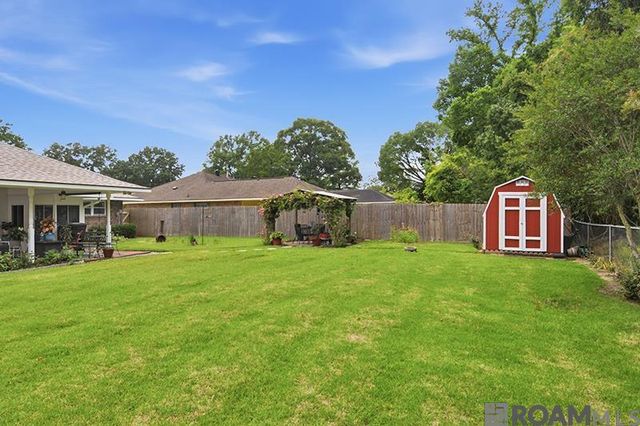 16725 Bristoe Ave, Baton Rouge, LA 70816