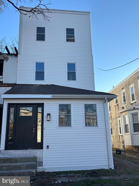 402 COLWYN AVE, Darby, PA 19023 — exterior