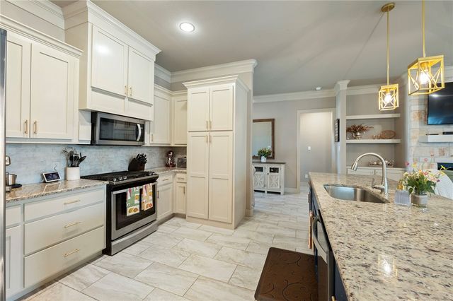 4026 Eskew Drive, College Station, TX 77845
