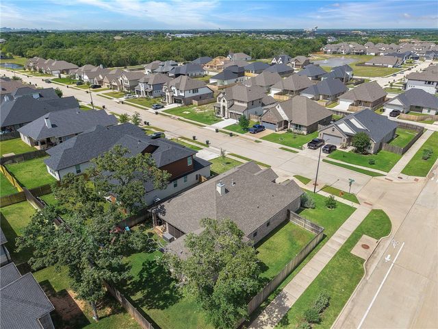 4026 Eskew Drive, College Station, TX 77845