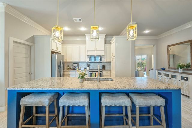 4026 Eskew Drive, College Station, TX 77845