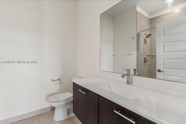 8031 NW 104th Avenue 31, Doral, FL 33178