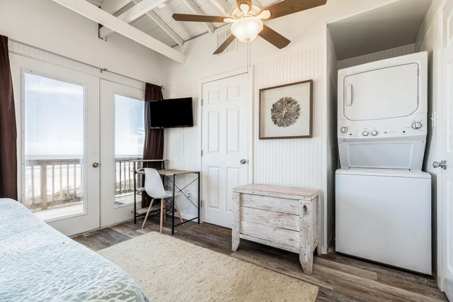 2730 Swan Court, Surfside Beach, TX 77541