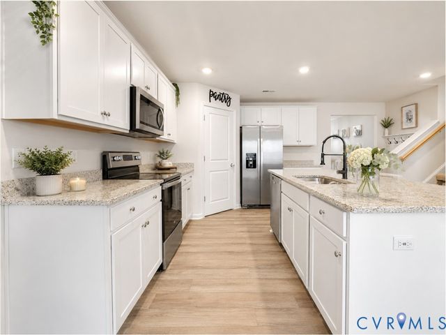 7754 Lovegrass Ter, New Kent, VA 23124