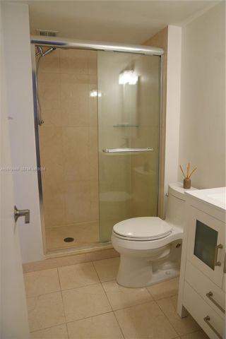 2851 NE 183rd Street 1107E, Aventura, FL 33160
