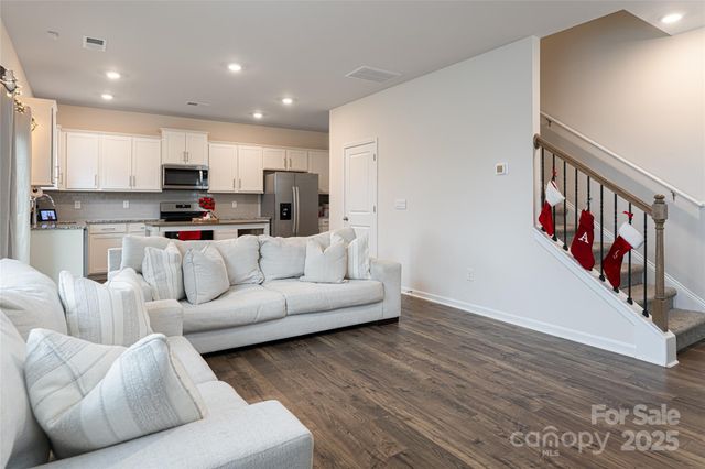 518 Jaca Lane, Arden, NC 28704