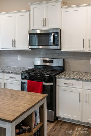 518 Jaca Lane, Arden, NC 28704