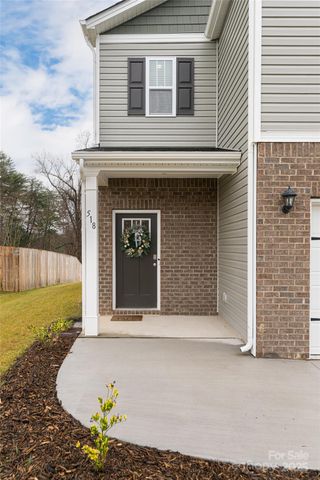 518 Jaca Lane, Arden, NC 28704