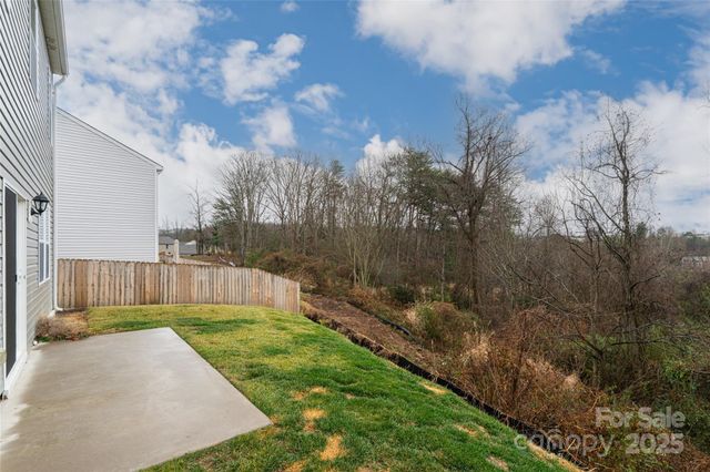 518 Jaca Lane, Arden, NC 28704