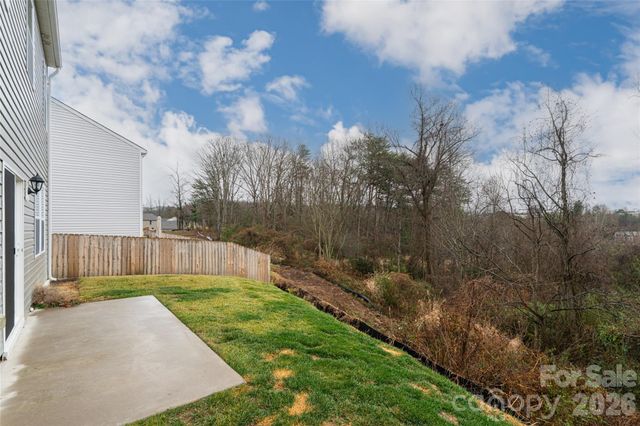 518 Jaca Lane, Arden, NC 28704