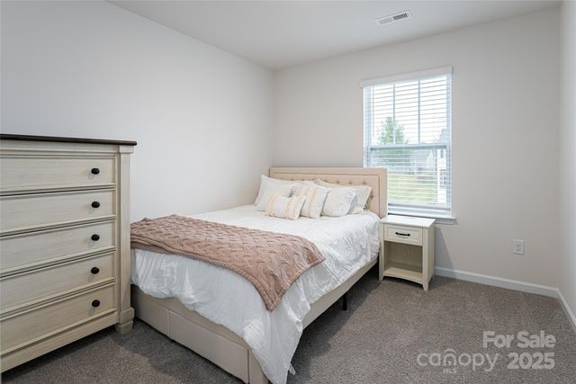 518 Jaca Lane, Arden, NC 28704