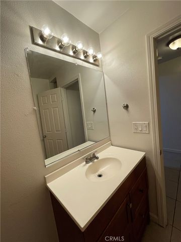 6141 Marbrisa D, Huntington Park, CA 90255