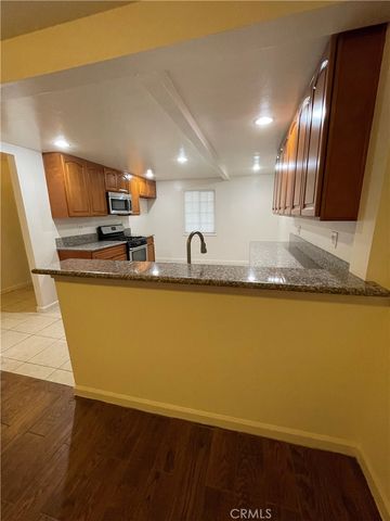 6141 Marbrisa D, Huntington Park, CA 90255