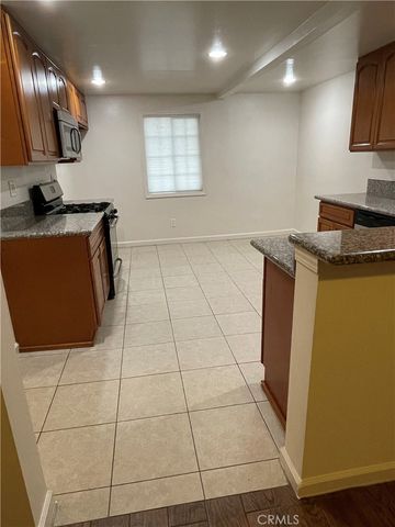 6141 Marbrisa D, Huntington Park, CA 90255