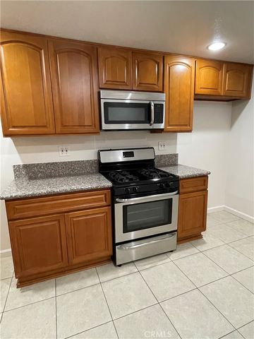 6141 Marbrisa D, Huntington Park, CA 90255