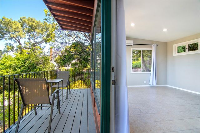 934 Highline Road, Glendale, CA 91205