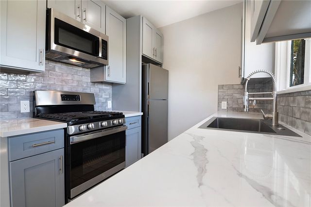 934 Highline Road, Glendale, CA 91205