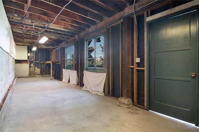 934 Highline Road, Glendale, CA 91205
