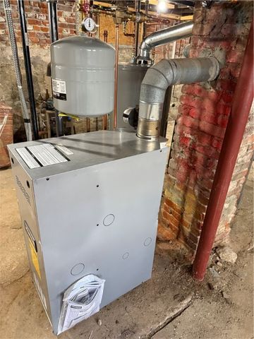 45 Yale Avenue, Providence, RI 02908