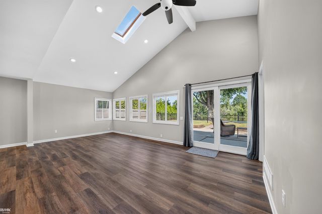27401 S River Rd Road, Harrison Twp, MI 48045