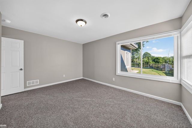 27401 S River Rd Road, Harrison Twp, MI 48045