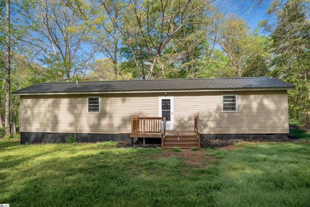209 Bushy Creek Road, Woodruff, SC 29388