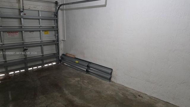 3166 NE 11th St, Homestead, FL 33033