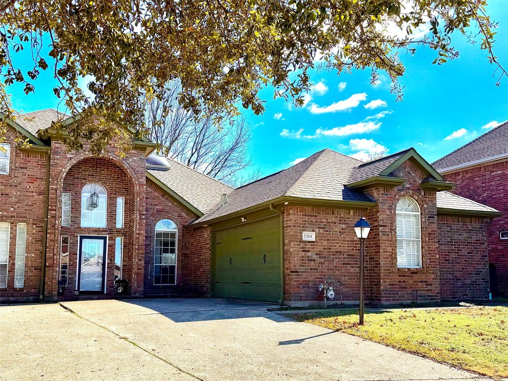 1314 Wendell Way, Garland, TX 75043