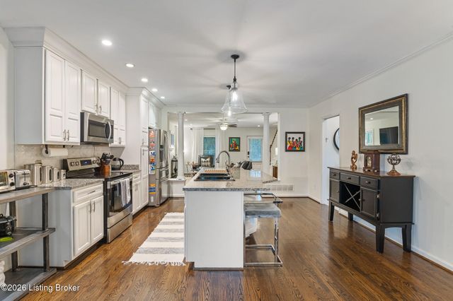 105 Marshall Dr, Louisville, KY 40207