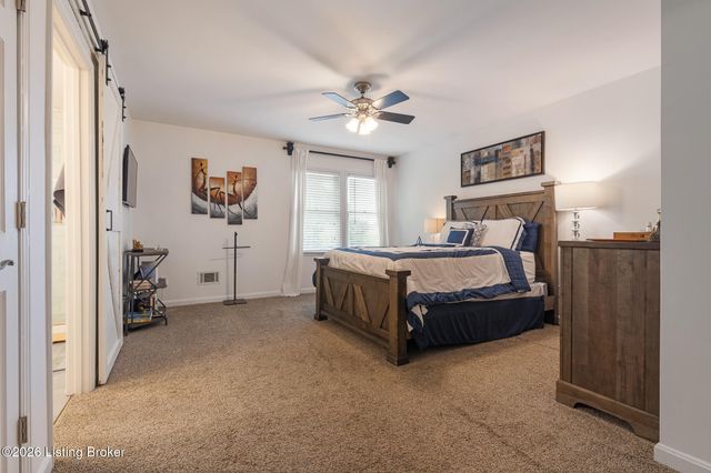 105 Marshall Dr, Louisville, KY 40207